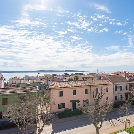 New Epulon With Sea View In Novigrad Apartment
