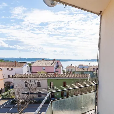 New Epulon With Sea View In Novigrad Apartment *